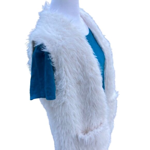 Cato Women's Long Open White Fuzzy Soft Vest with Silky-Like Lining, sz. Small - Picture 4 of 9